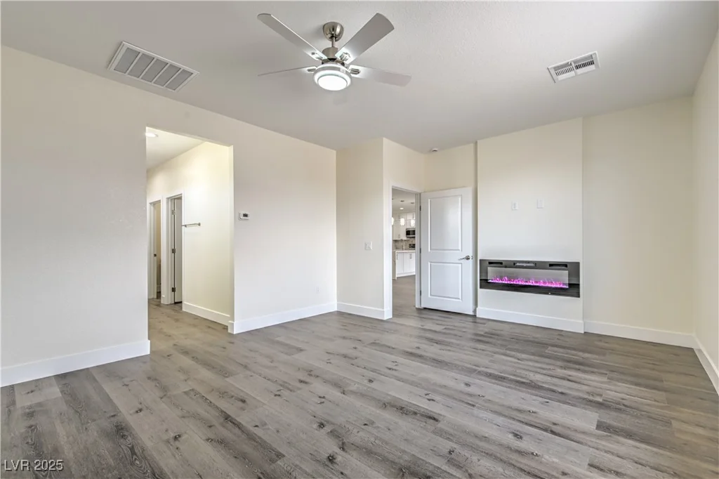 4801 Stoneham, Pahrump, NV 89061