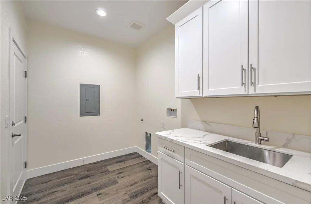 4801 Stoneham, Pahrump, NV 89061