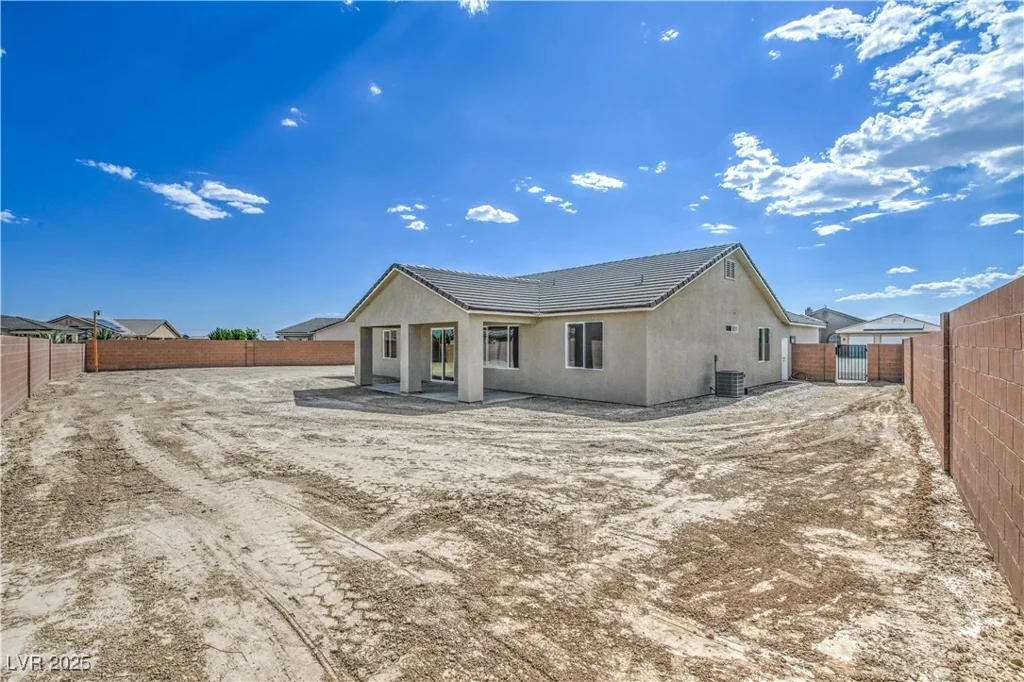 4801 Stoneham, Pahrump, NV 89061