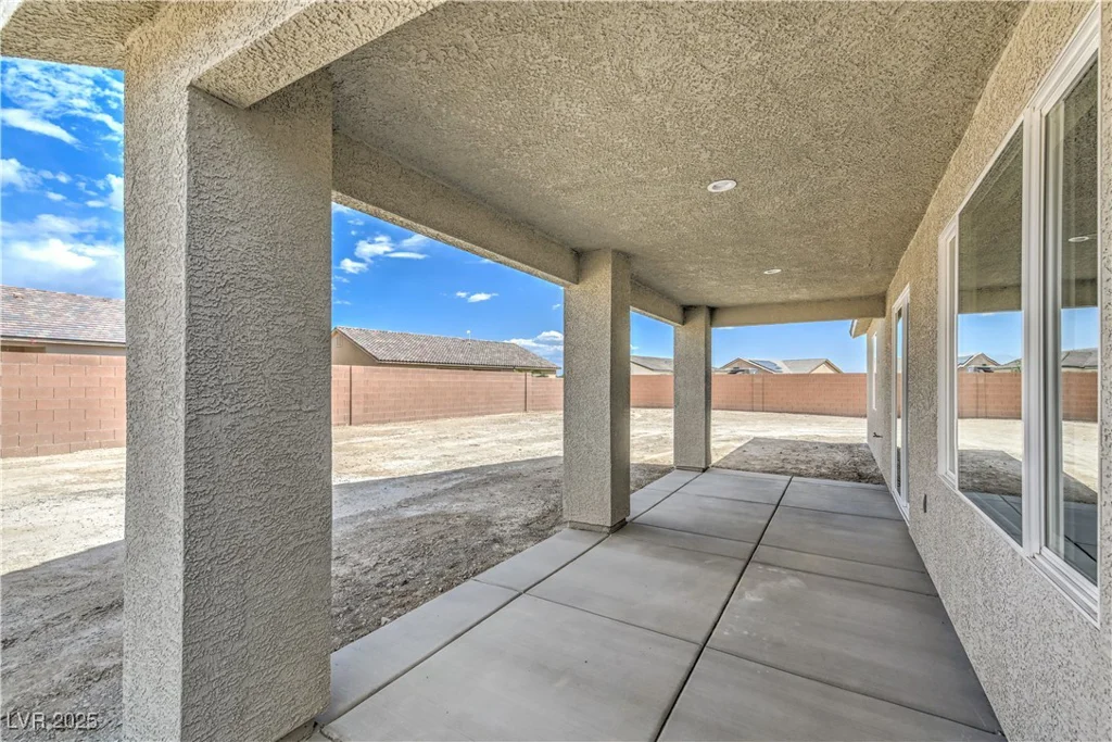 4801 Stoneham, Pahrump, NV 89061