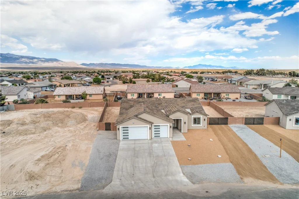 4801 Stoneham, Pahrump, NV 89061