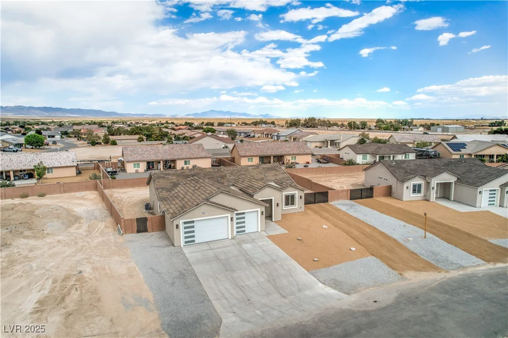 4801 Stoneham, Pahrump, NV 89061