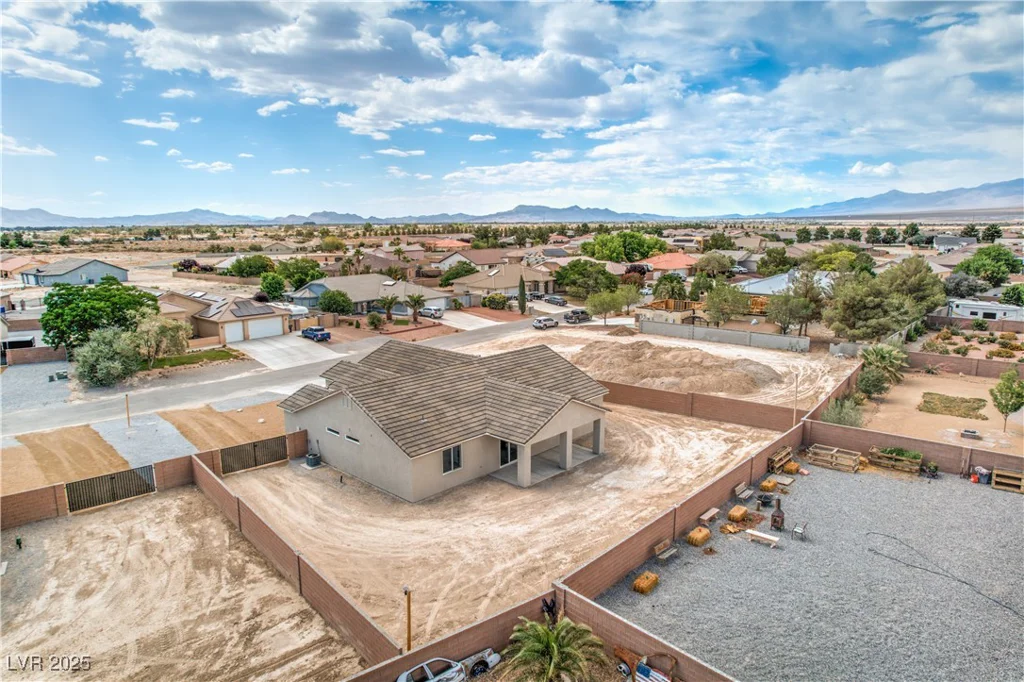 4801 Stoneham, Pahrump, NV 89061