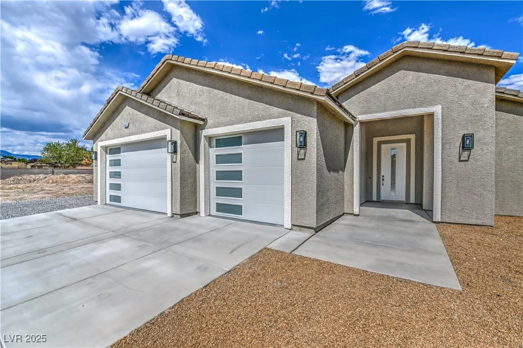 4801 Stoneham, Pahrump, NV 89061
