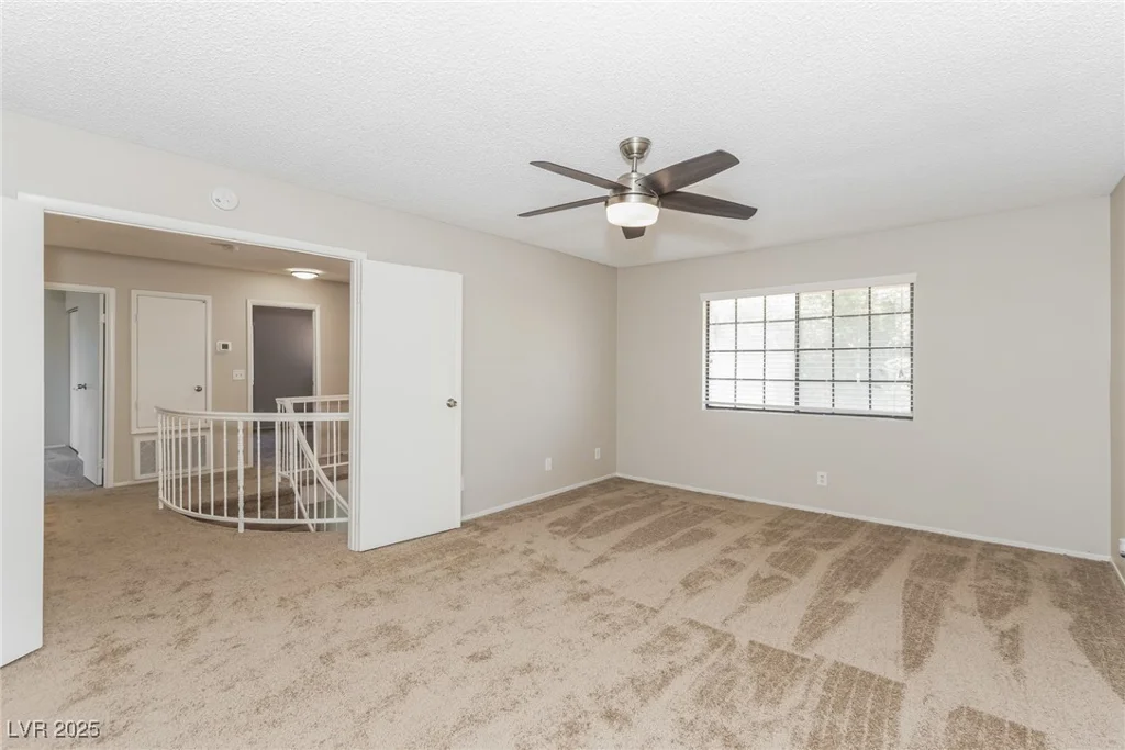 2924 Pleasant Lake, Las Vegas, NV 89117