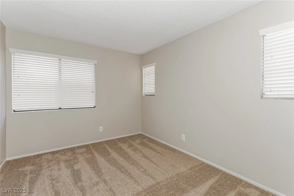 2924 Pleasant Lake, Las Vegas, NV 89117