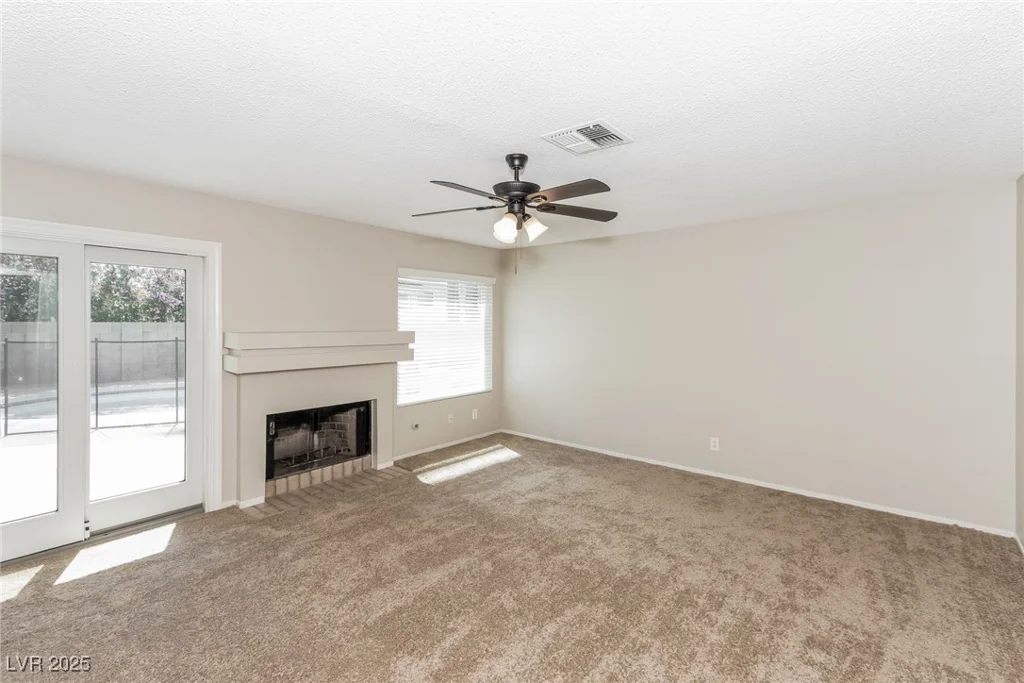 2924 Pleasant Lake, Las Vegas, NV 89117