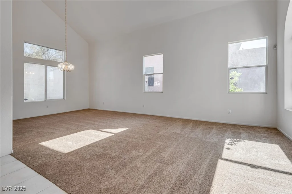 8771 Martinique Bay, Las Vegas, NV 89147