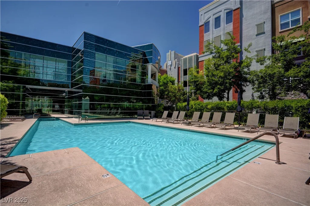 32 Serene, Las Vegas, NV 89123