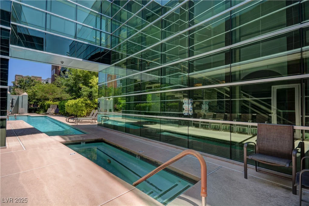 32 Serene, Las Vegas, NV 89123