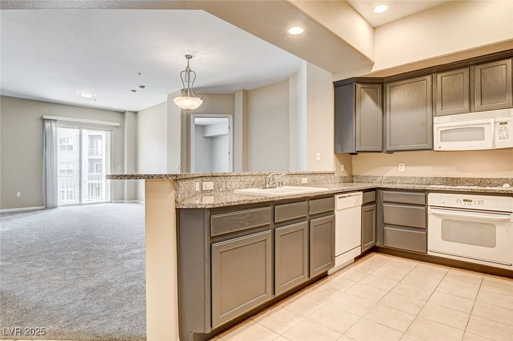 32 Serene, Las Vegas, NV 89123