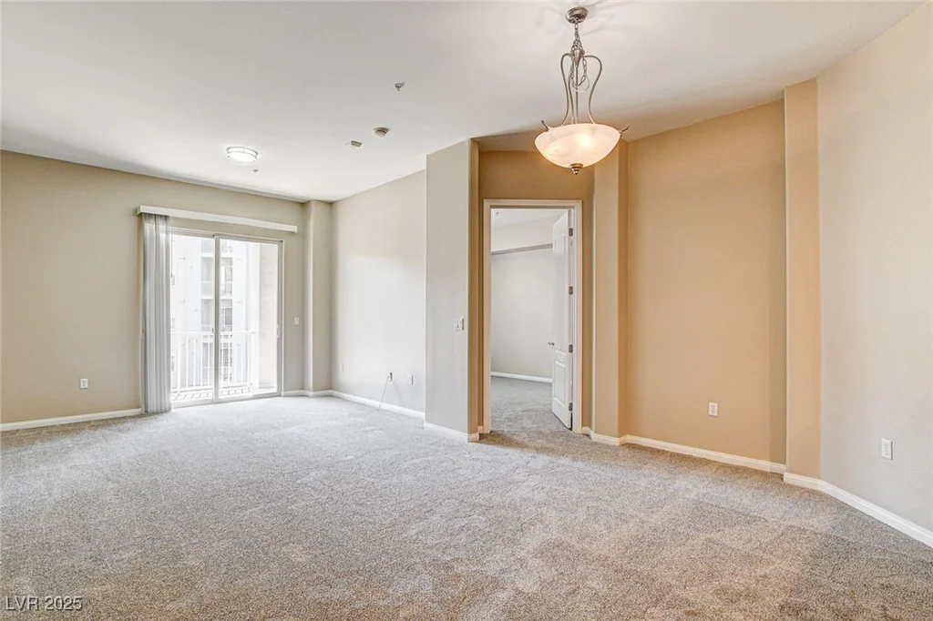 32 Serene, Las Vegas, NV 89123