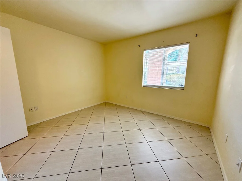 7885 Flamingo, Las Vegas, NV 89147