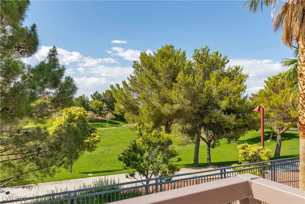 1551 Boundary Peak, Las Vegas, NV 89135