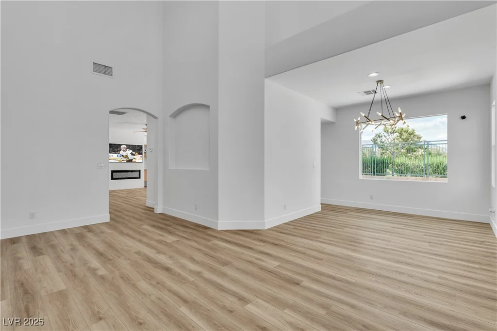 1551 Boundary Peak, Las Vegas, NV 89135