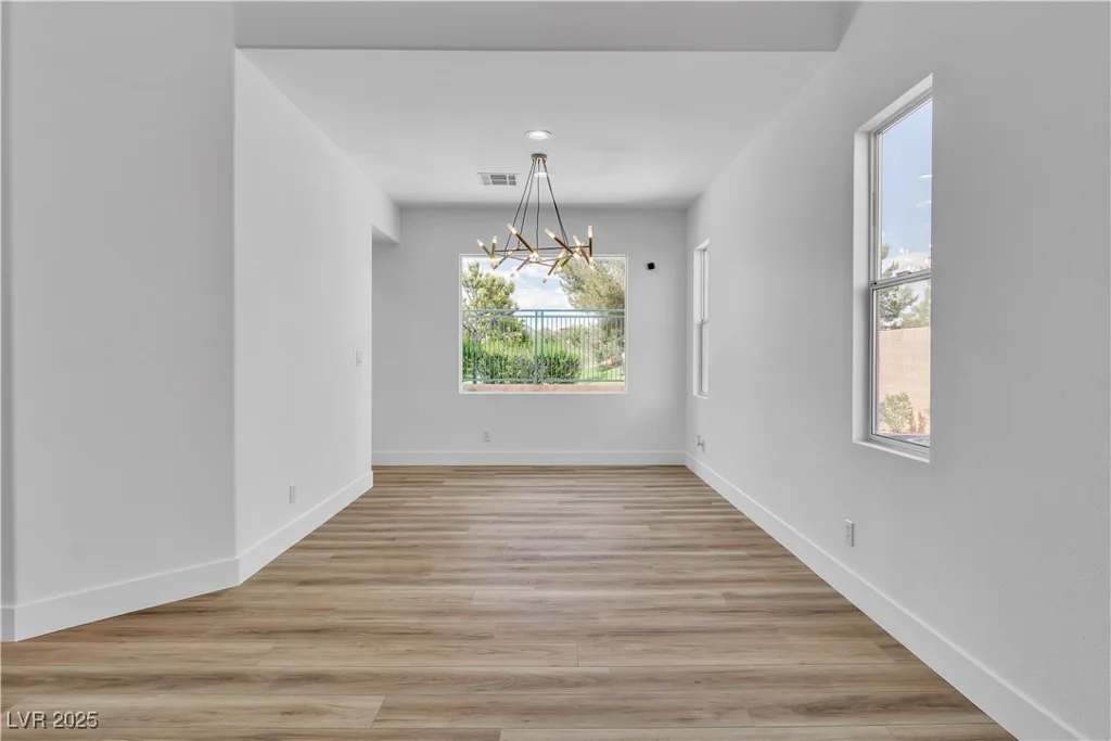 1551 Boundary Peak, Las Vegas, NV 89135