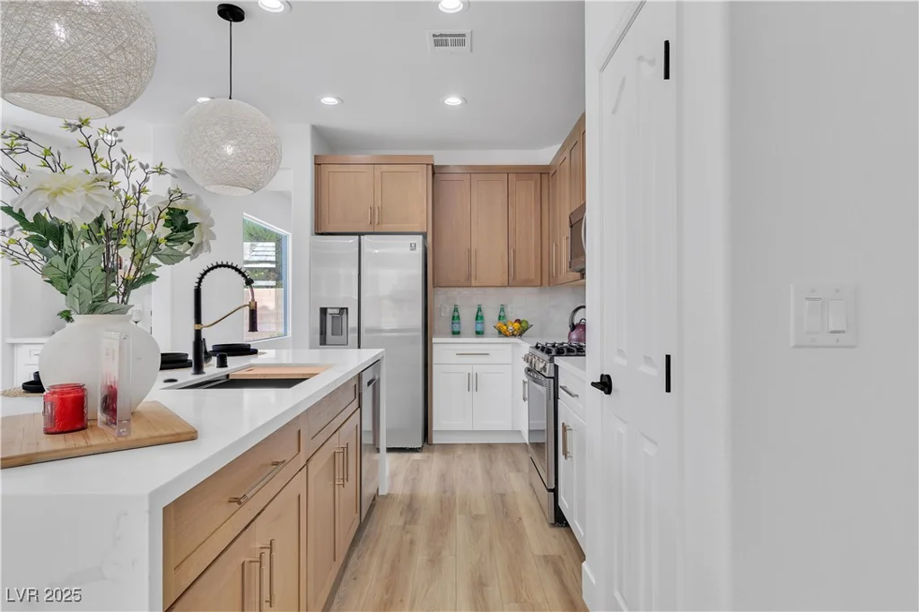 1551 Boundary Peak, Las Vegas, NV 89135