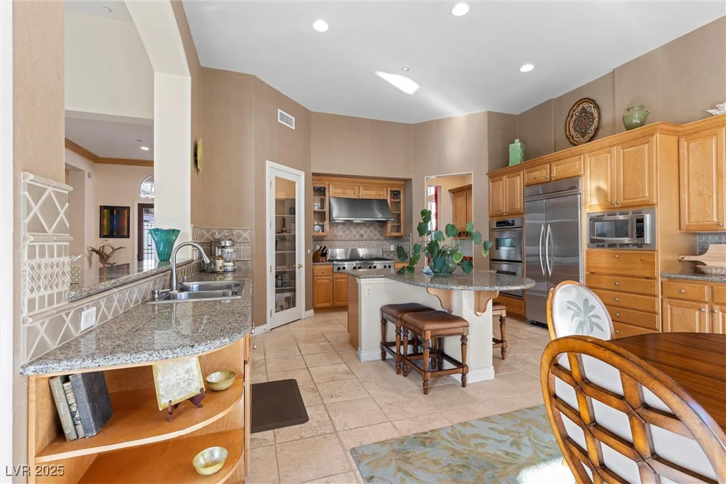 51 Avenida Sorrento, Henderson, NV 89011