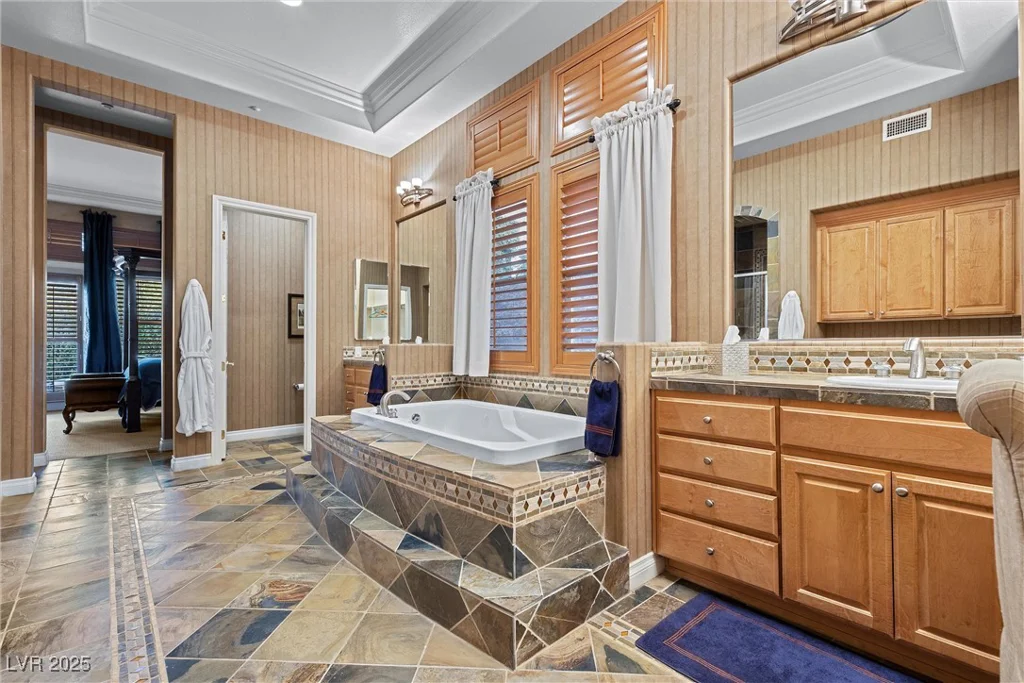 51 Avenida Sorrento, Henderson, NV 89011