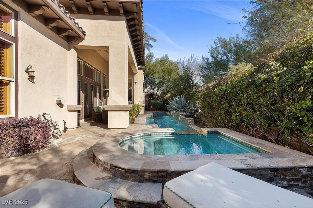51 Avenida Sorrento, Henderson, NV 89011