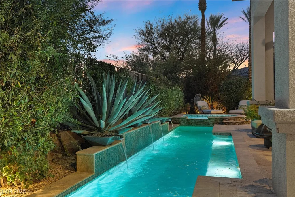 51 Avenida Sorrento, Henderson, NV 89011