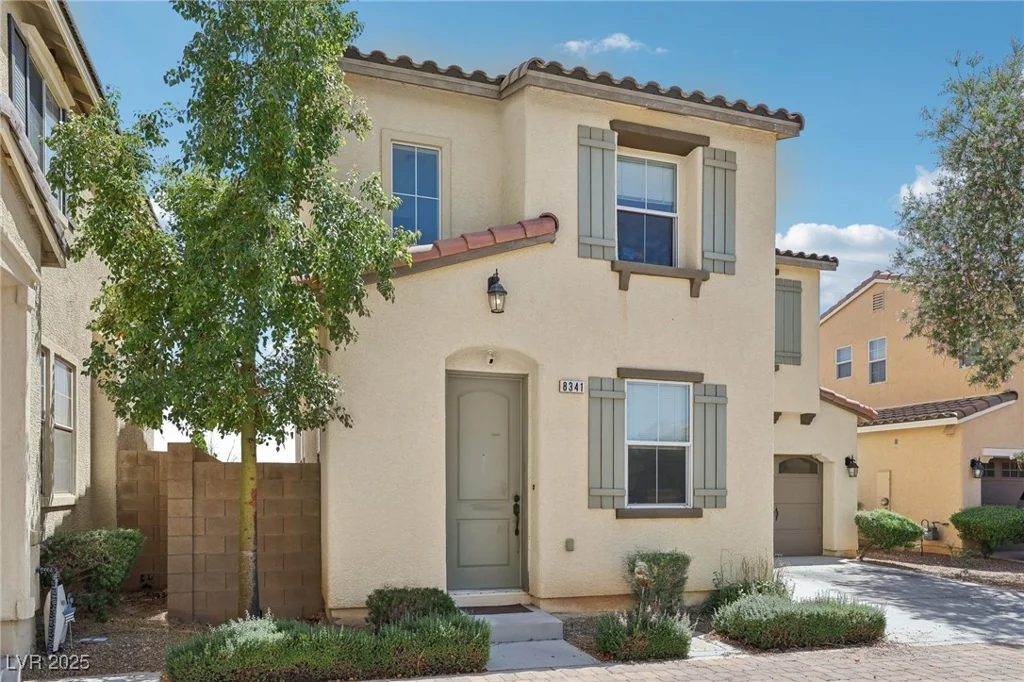 8341 Lower Trailhead, Las Vegas, NV 89113