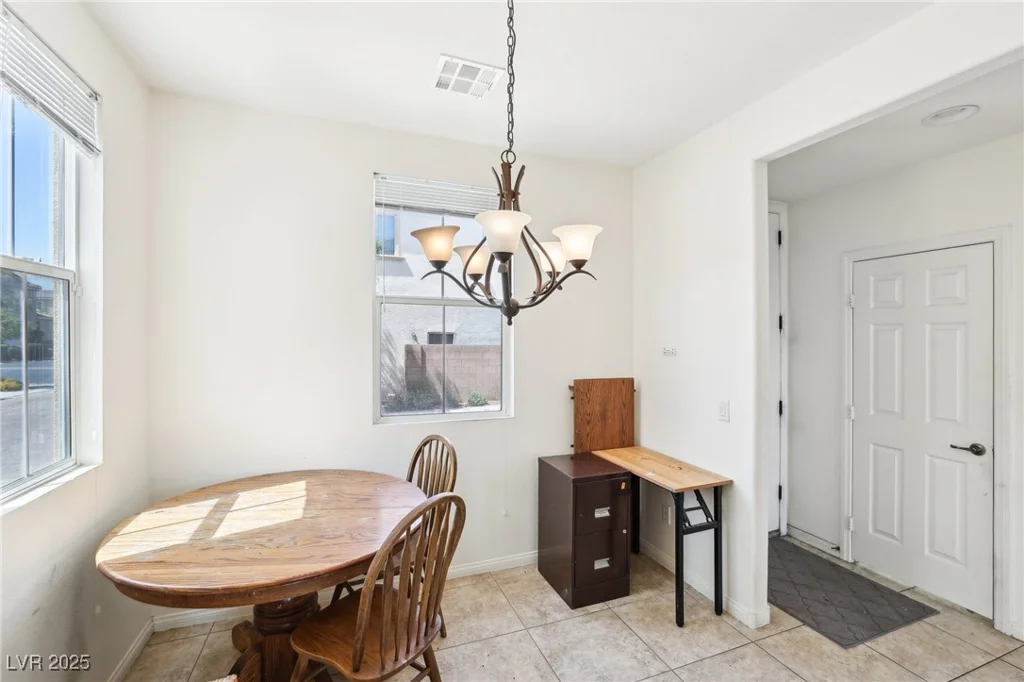 8341 Lower Trailhead, Las Vegas, NV 89113