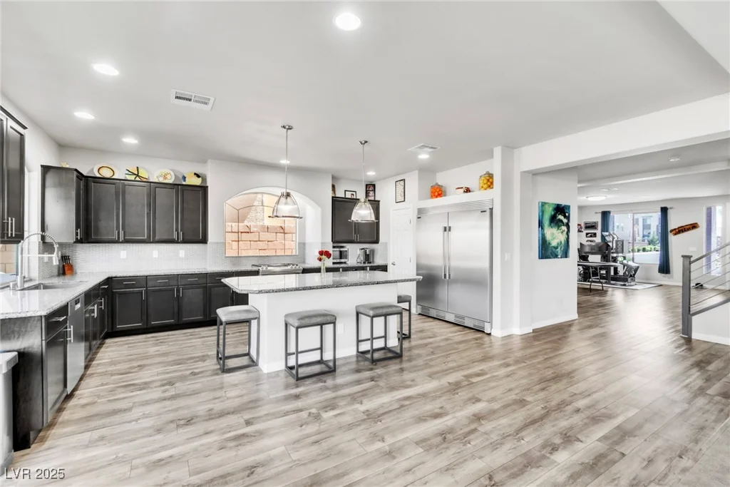 5976 Rockway Glen, Las Vegas, NV 89141