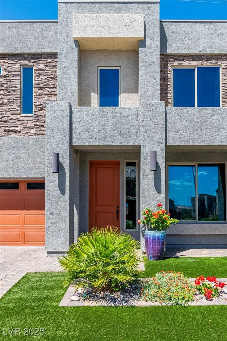 5976 Rockway Glen, Las Vegas, NV 89141