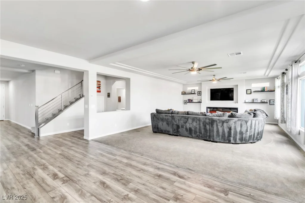 5976 Rockway Glen, Las Vegas, NV 89141