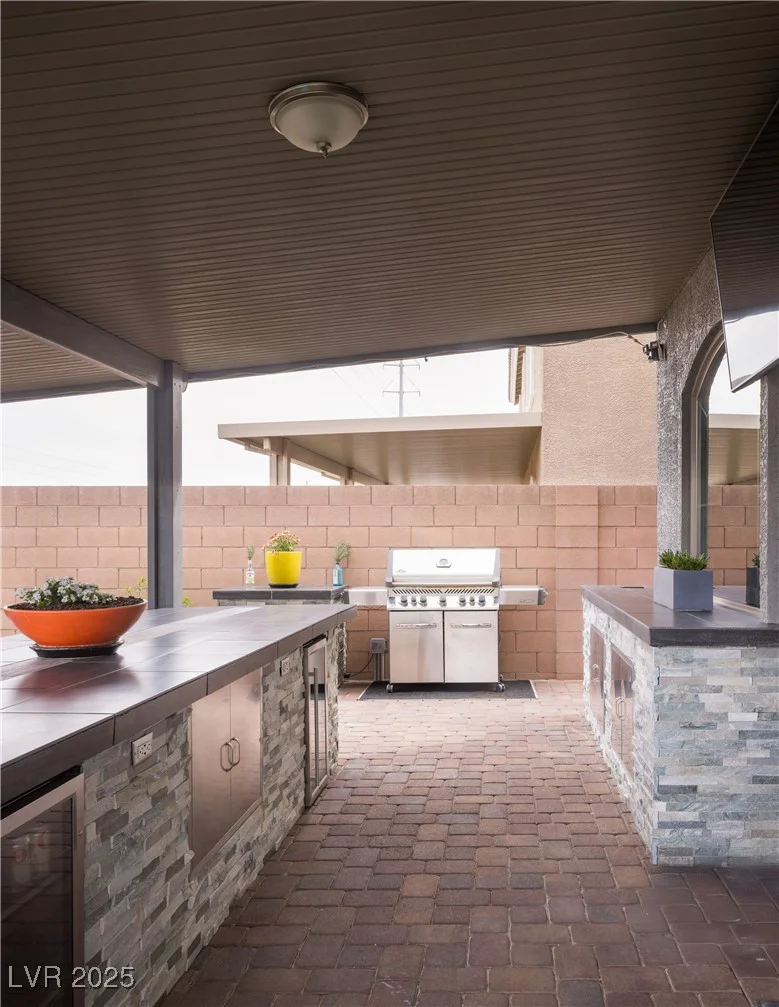 5976 Rockway Glen, Las Vegas, NV 89141