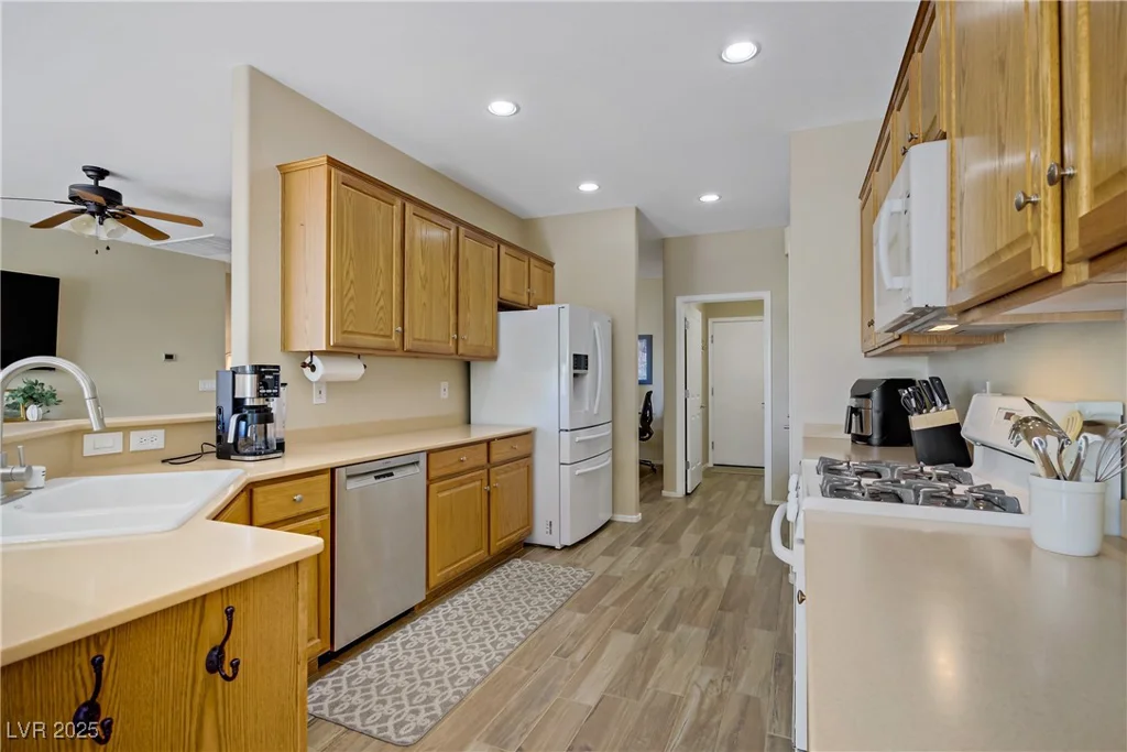 2331 Galilean Moon, Henderson, NV 89044