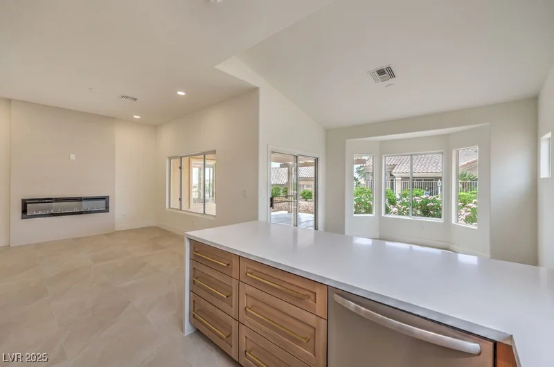 10421 Linfield, Las Vegas, NV 89134