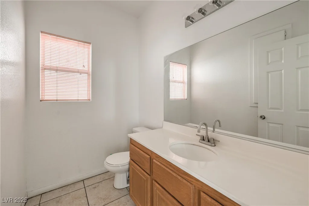 7977 Blue Brook, Las Vegas, NV 89147