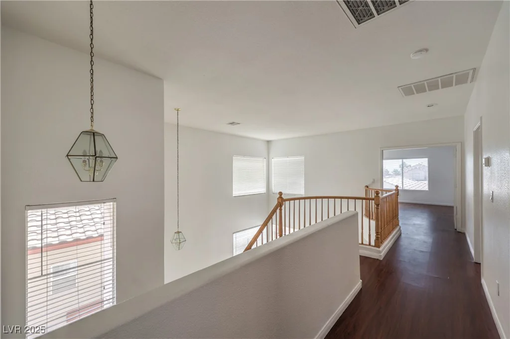 7977 Blue Brook, Las Vegas, NV 89147