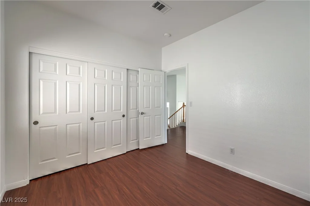 7977 Blue Brook, Las Vegas, NV 89147