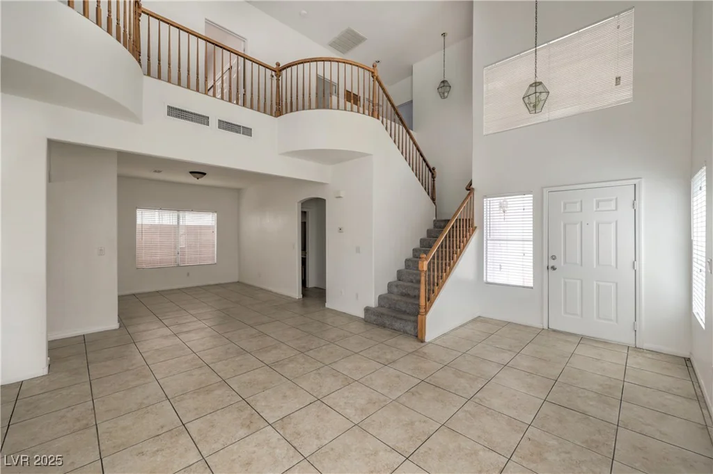 7977 Blue Brook, Las Vegas, NV 89147