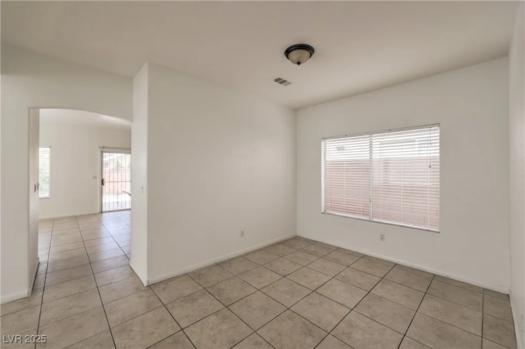 7977 Blue Brook, Las Vegas, NV 89147