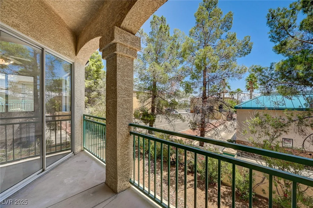5155 Tropicana, Las Vegas, NV 89103