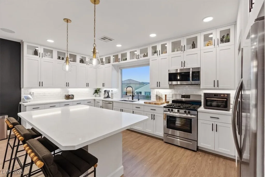 8055 Haywood Estate, Las Vegas, NV 89113