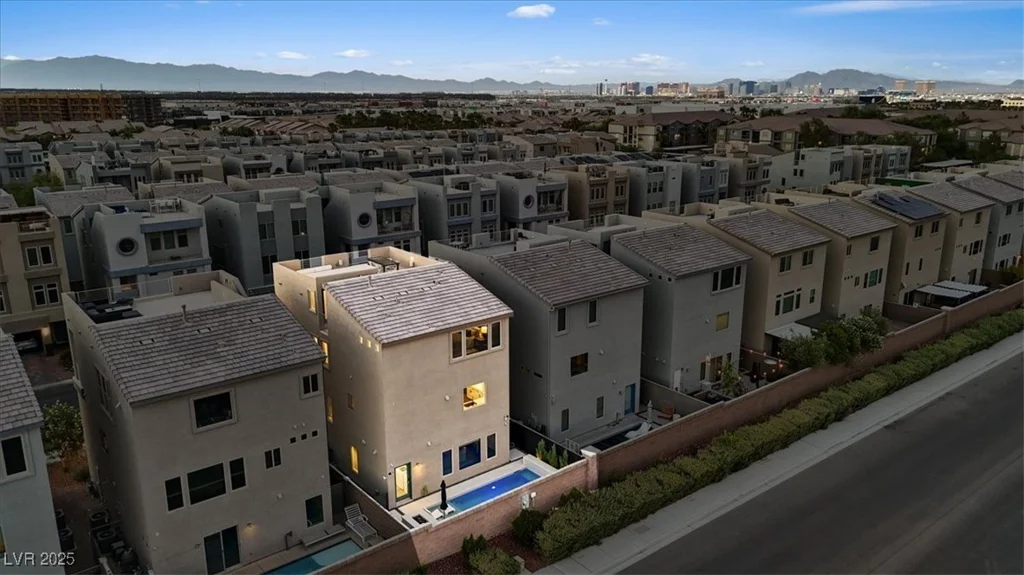 8055 Haywood Estate, Las Vegas, NV 89113