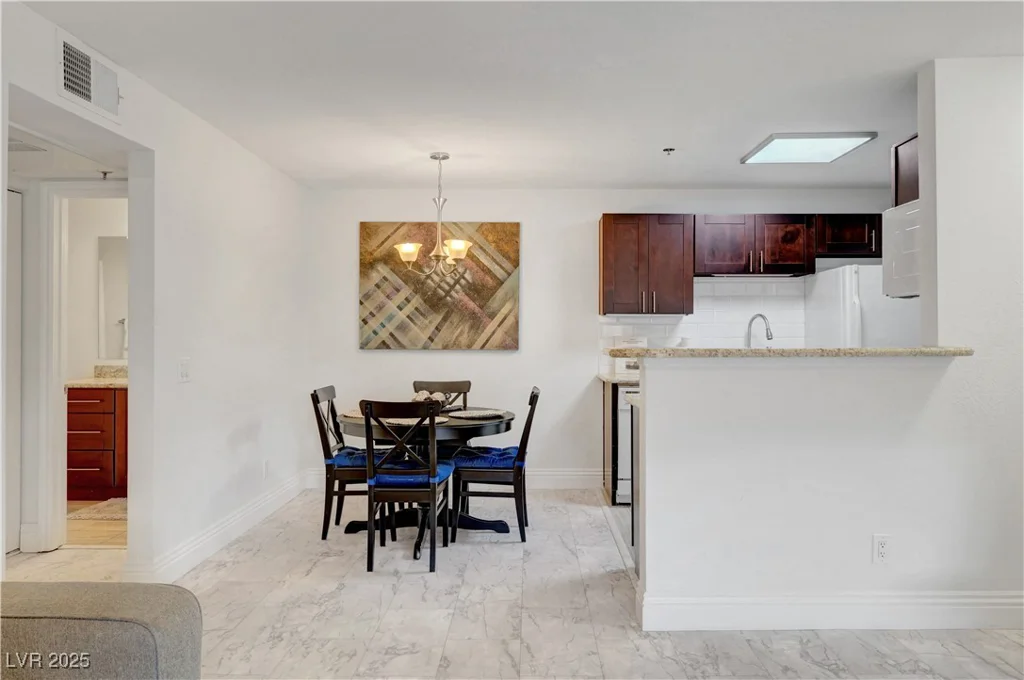 4200 Valley View, Las Vegas, NV 89103