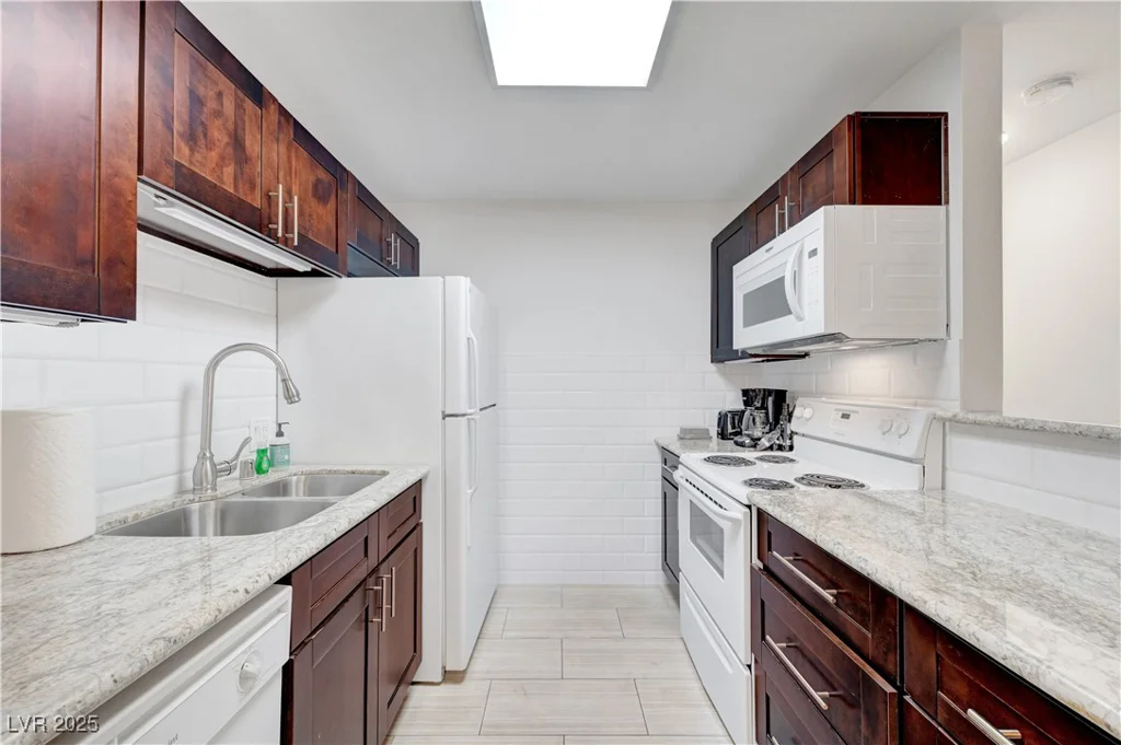 4200 Valley View, Las Vegas, NV 89103