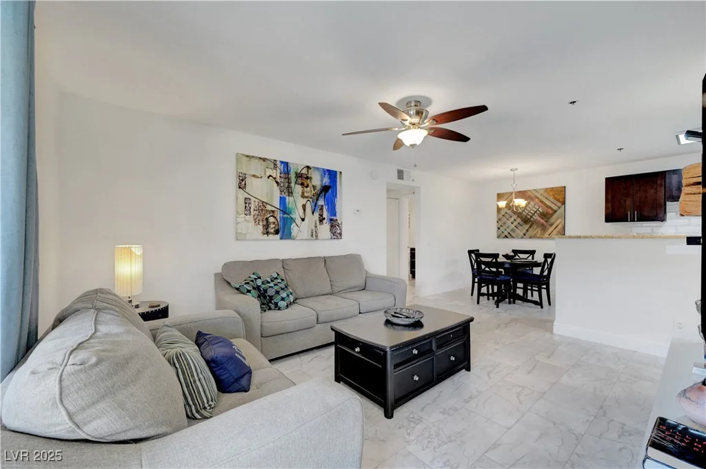 4200 Valley View, Las Vegas, NV 89103