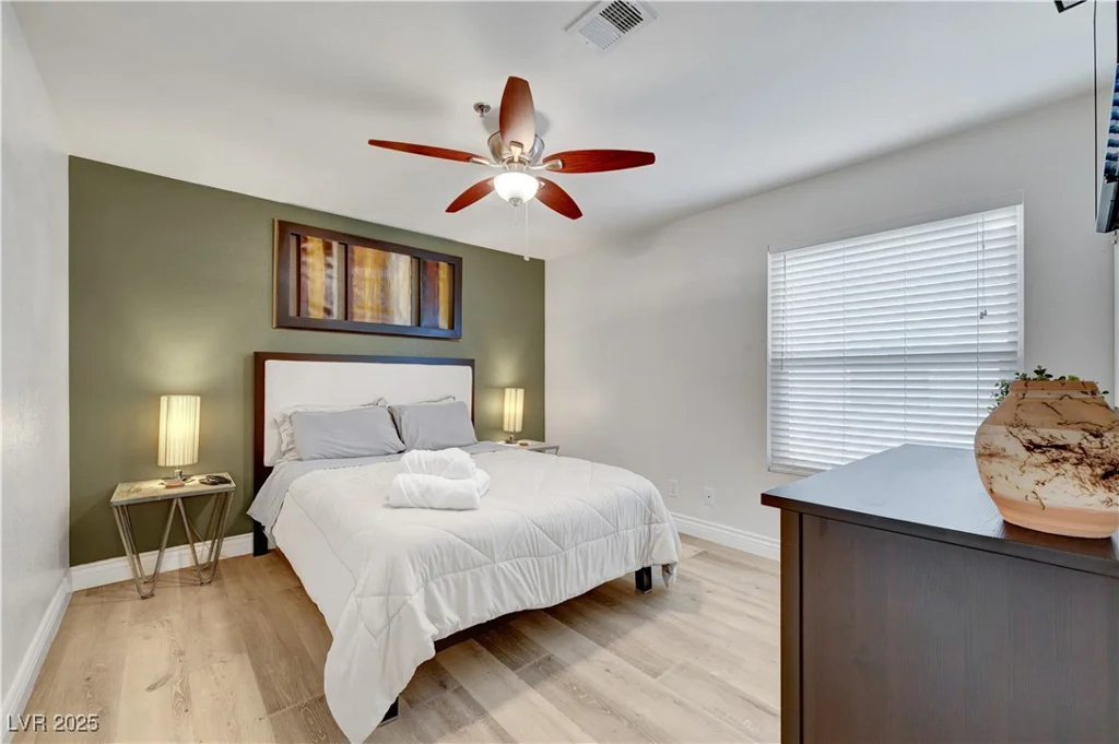 4200 Valley View, Las Vegas, NV 89103