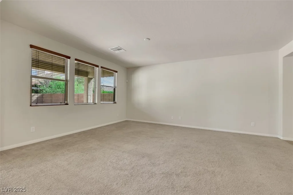 152 Walkinshaw, Las Vegas, NV 89148