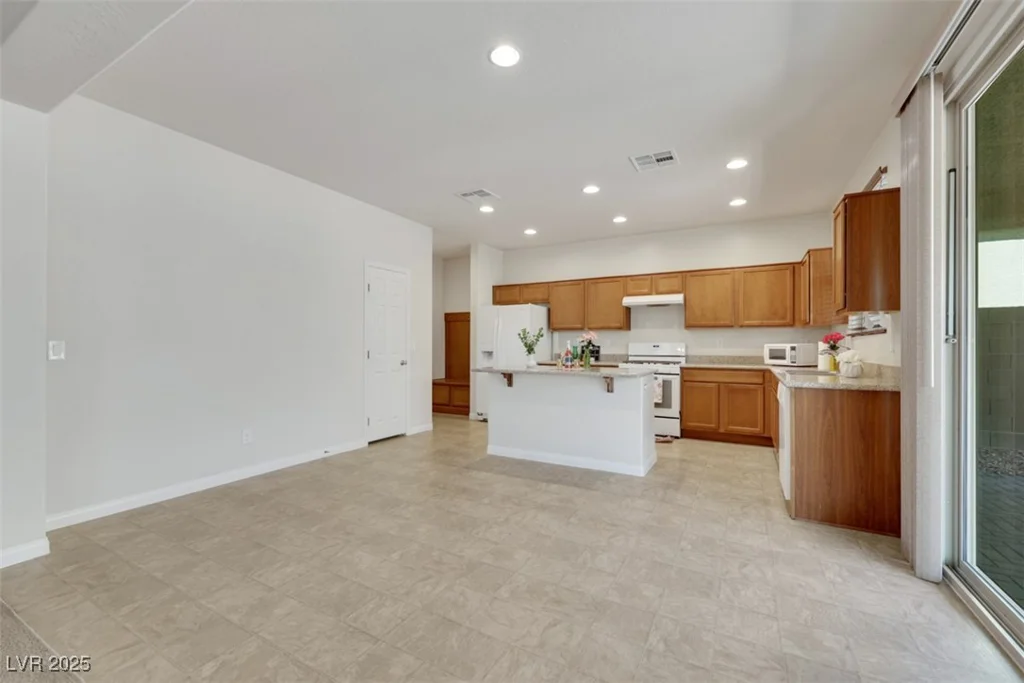 152 Walkinshaw, Las Vegas, NV 89148