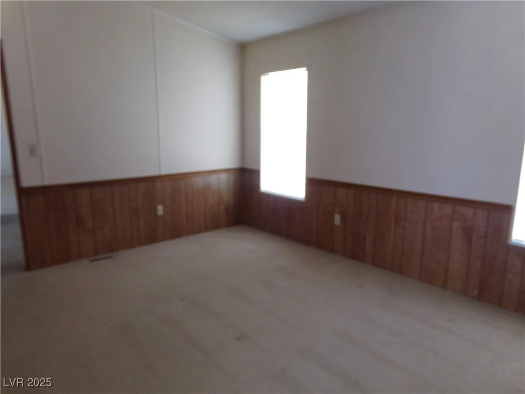 2111 Mesquite, Pahrump, NV 89060