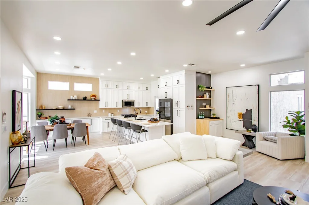 9813 Folsom, Las Vegas, NV 89134