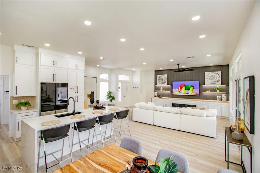9813 Folsom, Las Vegas, NV 89134